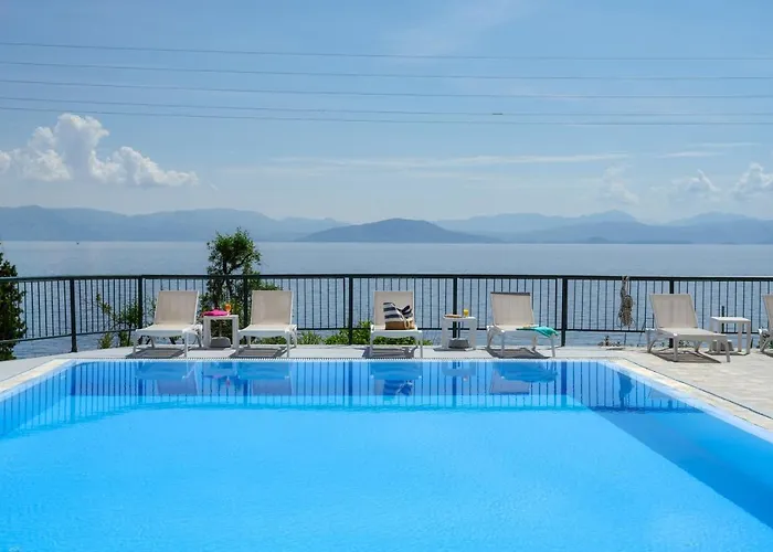 Siora Leni Hotel